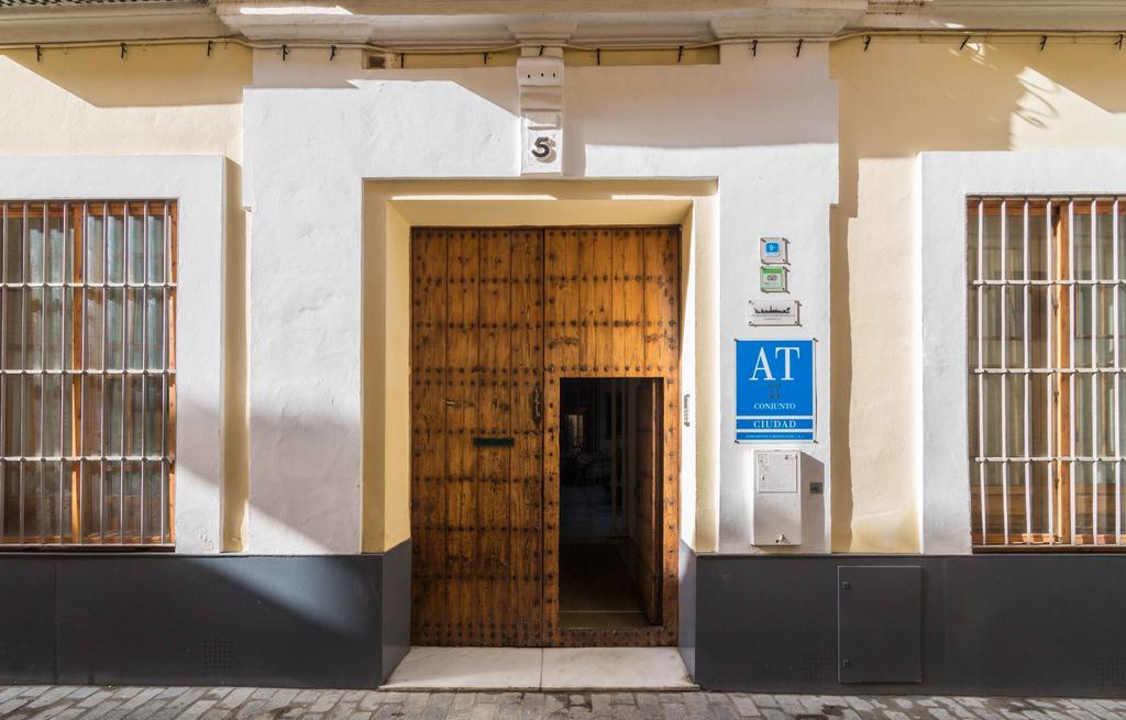 La Casa Del Conde De Gelves Apartments Σεβίλλη Εξωτερικό φωτογραφία
