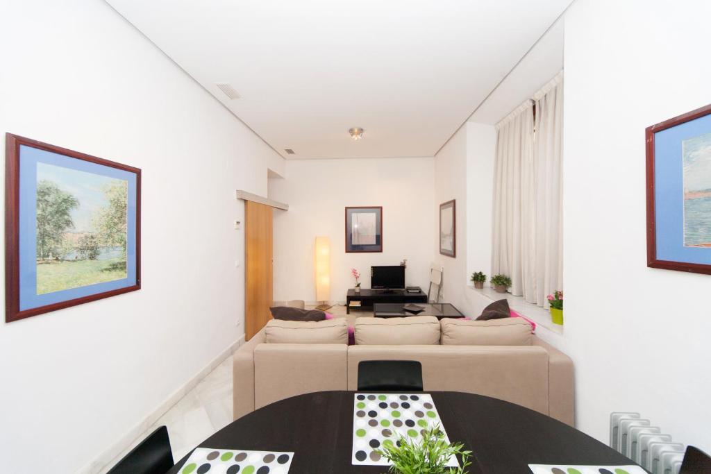 La Casa Del Conde De Gelves Apartments Σεβίλλη Δωμάτιο φωτογραφία